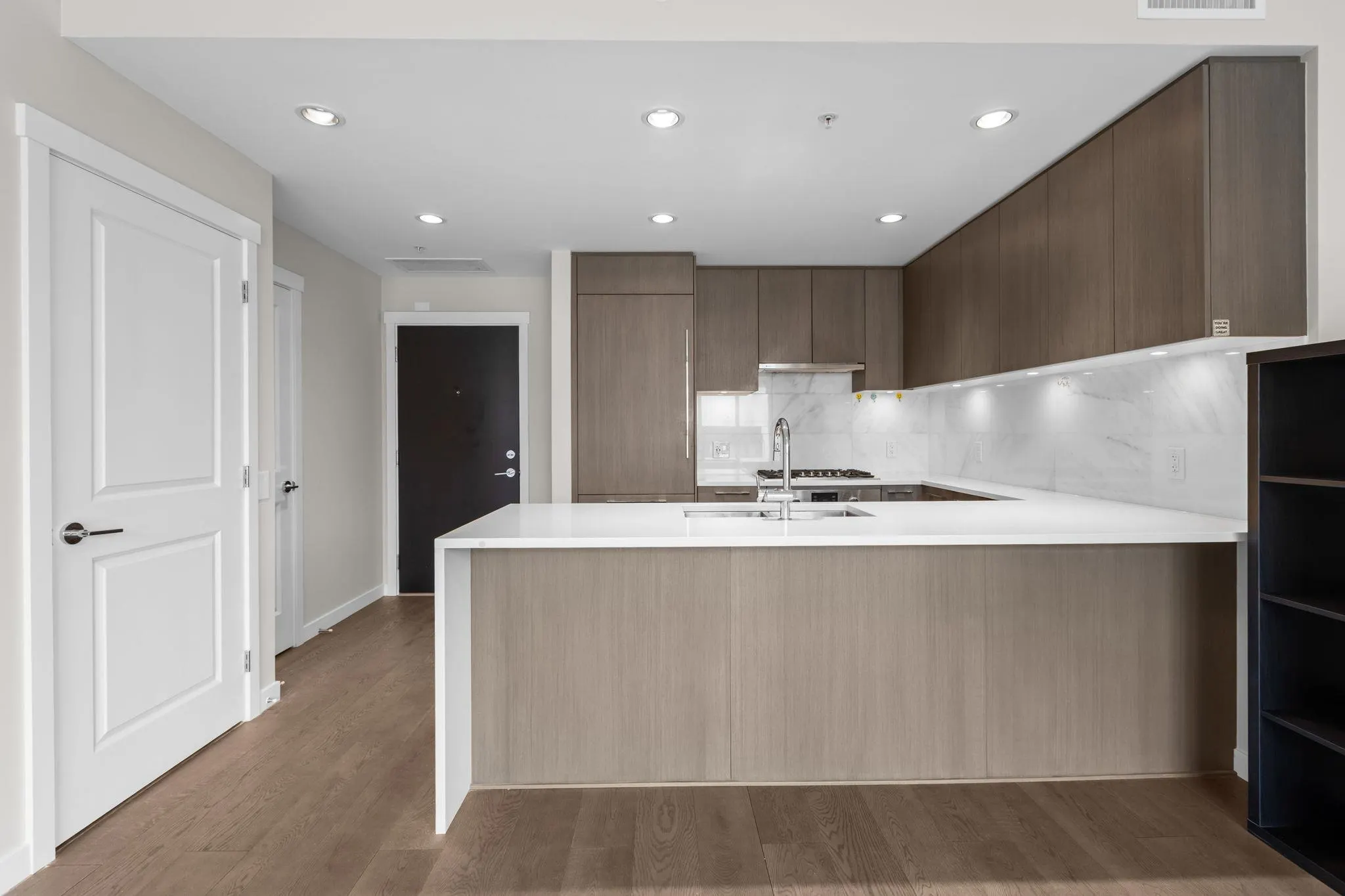 5687 Gray Avenue #313