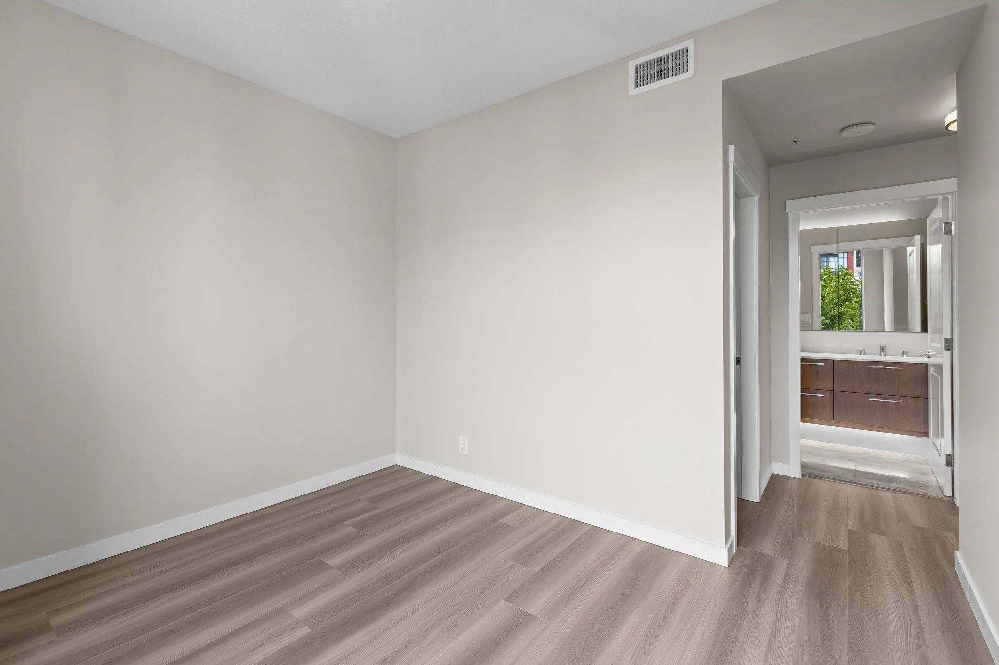 5687 Gray Avenue #313