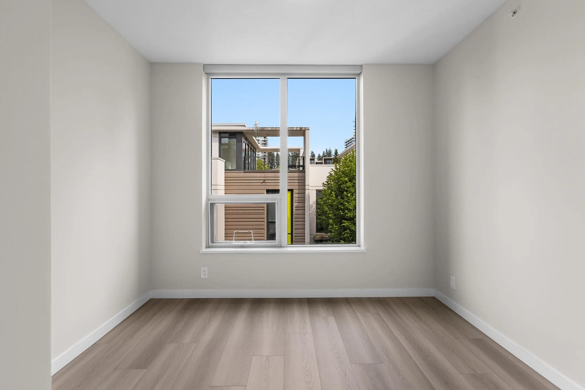 5687 Gray Avenue #313