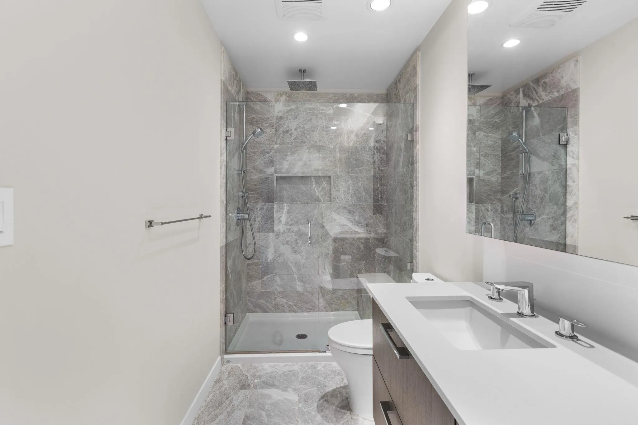 5687 Gray Avenue #313