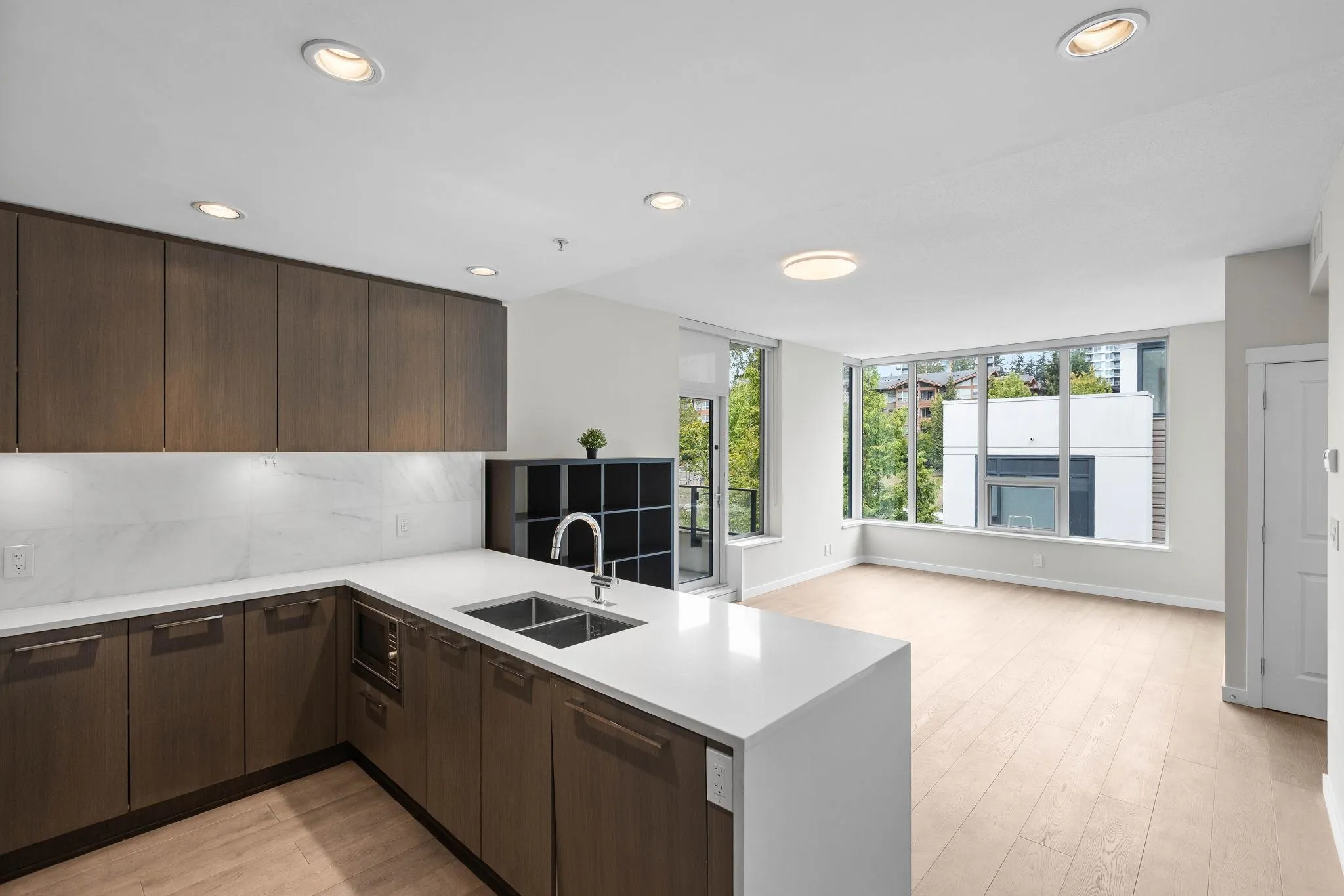5687 Gray Avenue #313