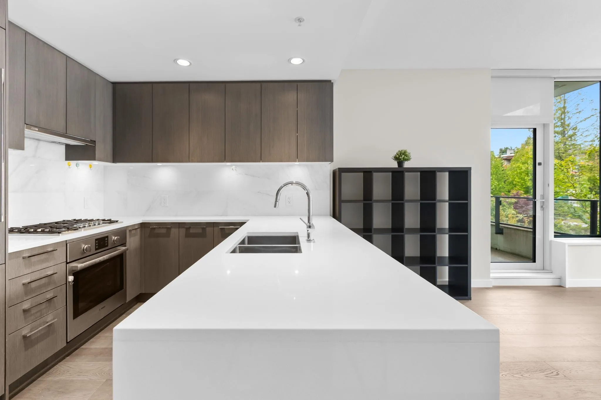 5687 Gray Avenue #313