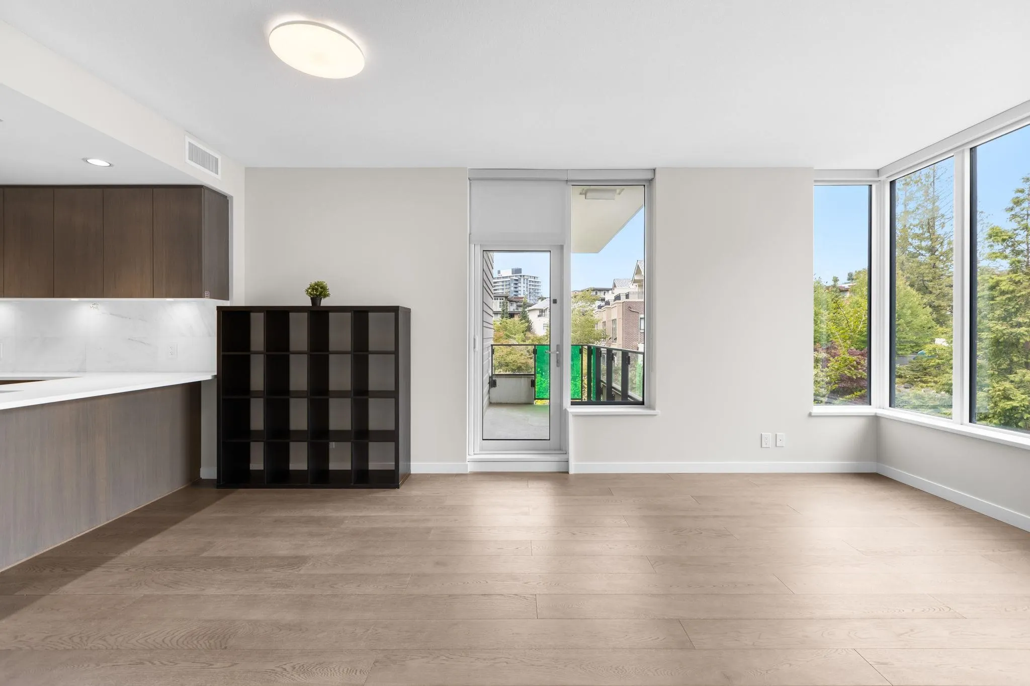 5687 Gray Avenue #313
