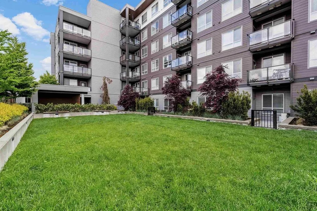 32838 Ventura Avenue #201