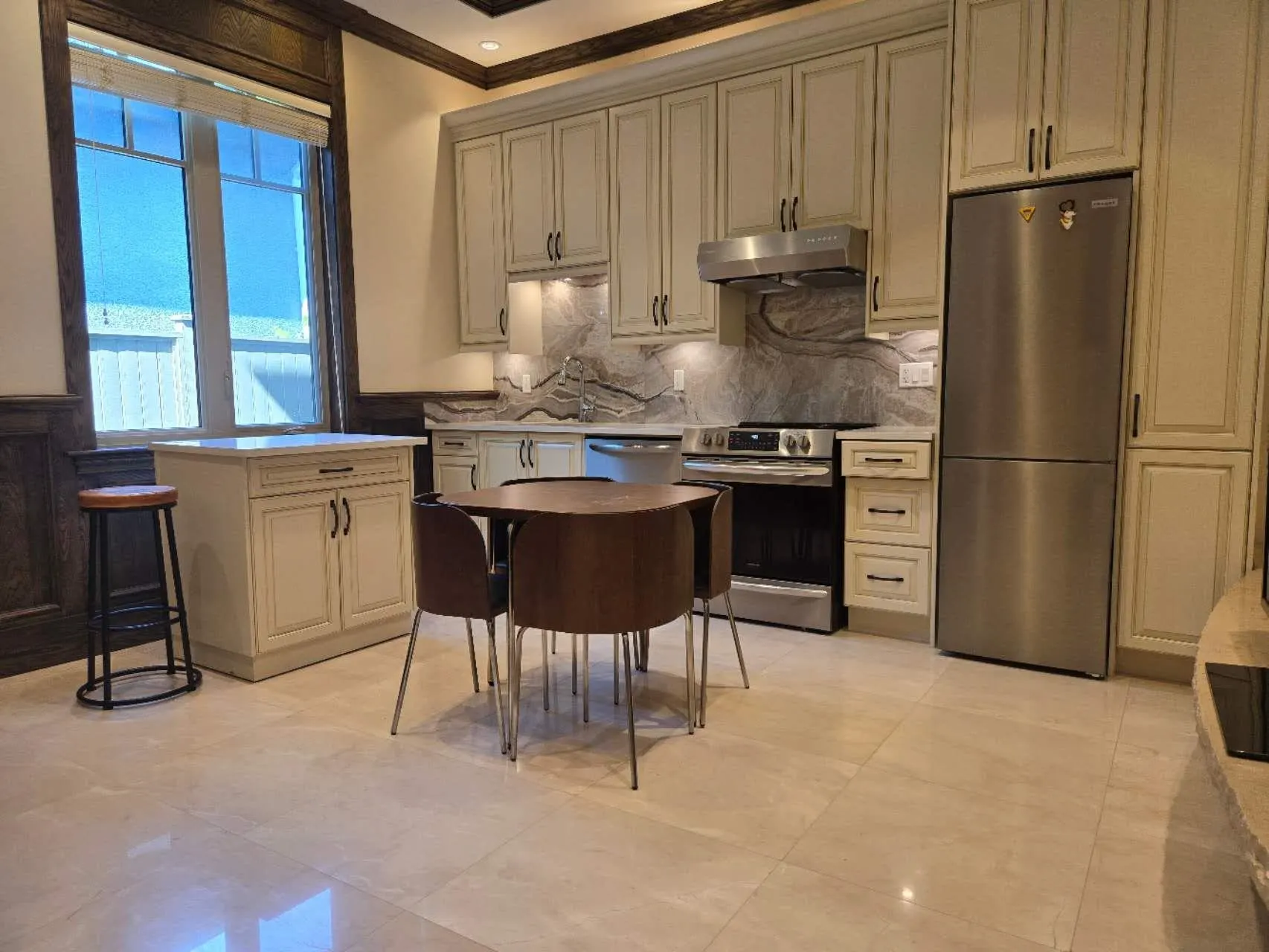34xx Lamond Avenue #Suite