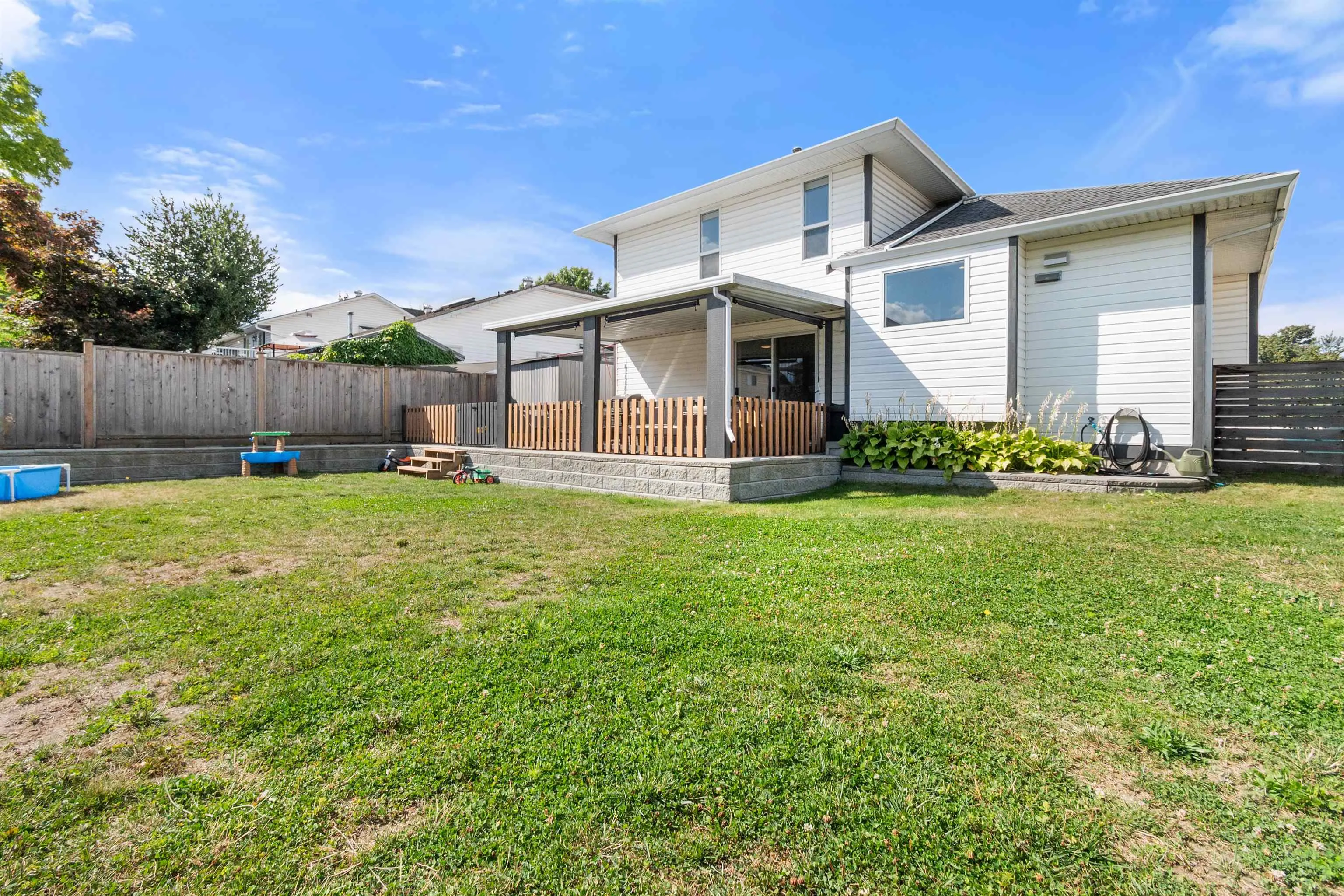 5892 Glendale Drive