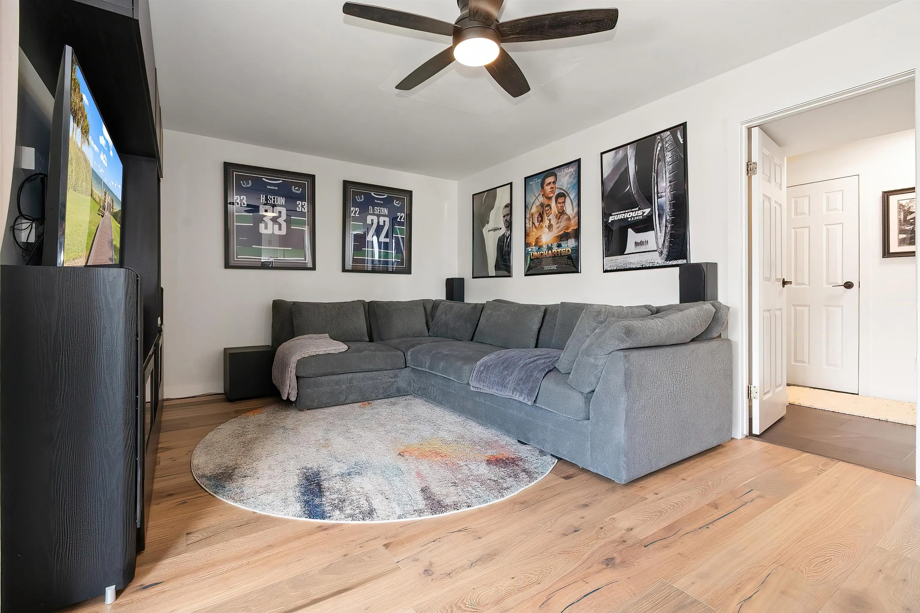 5892 Glendale Drive