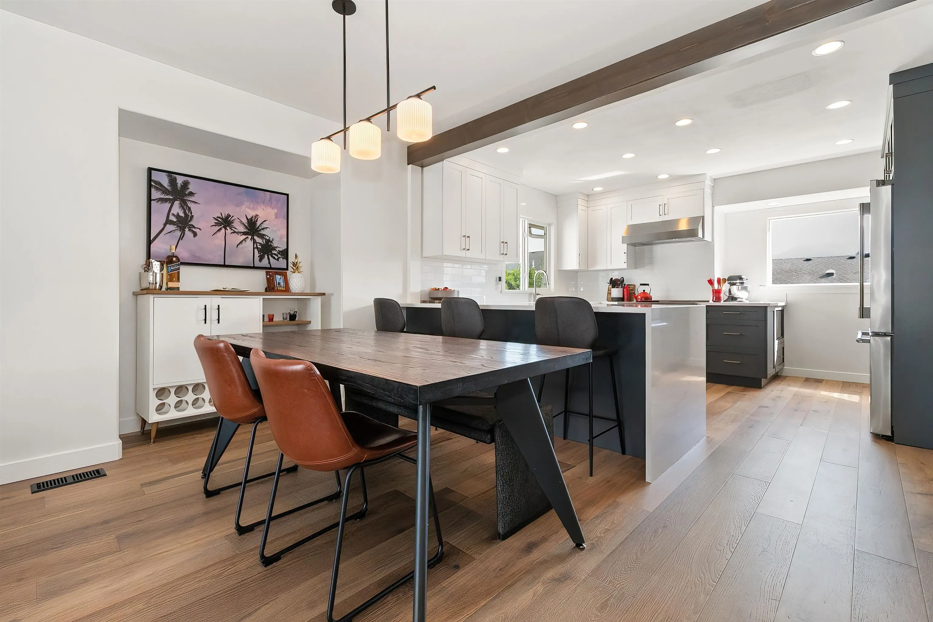 5892 Glendale Drive