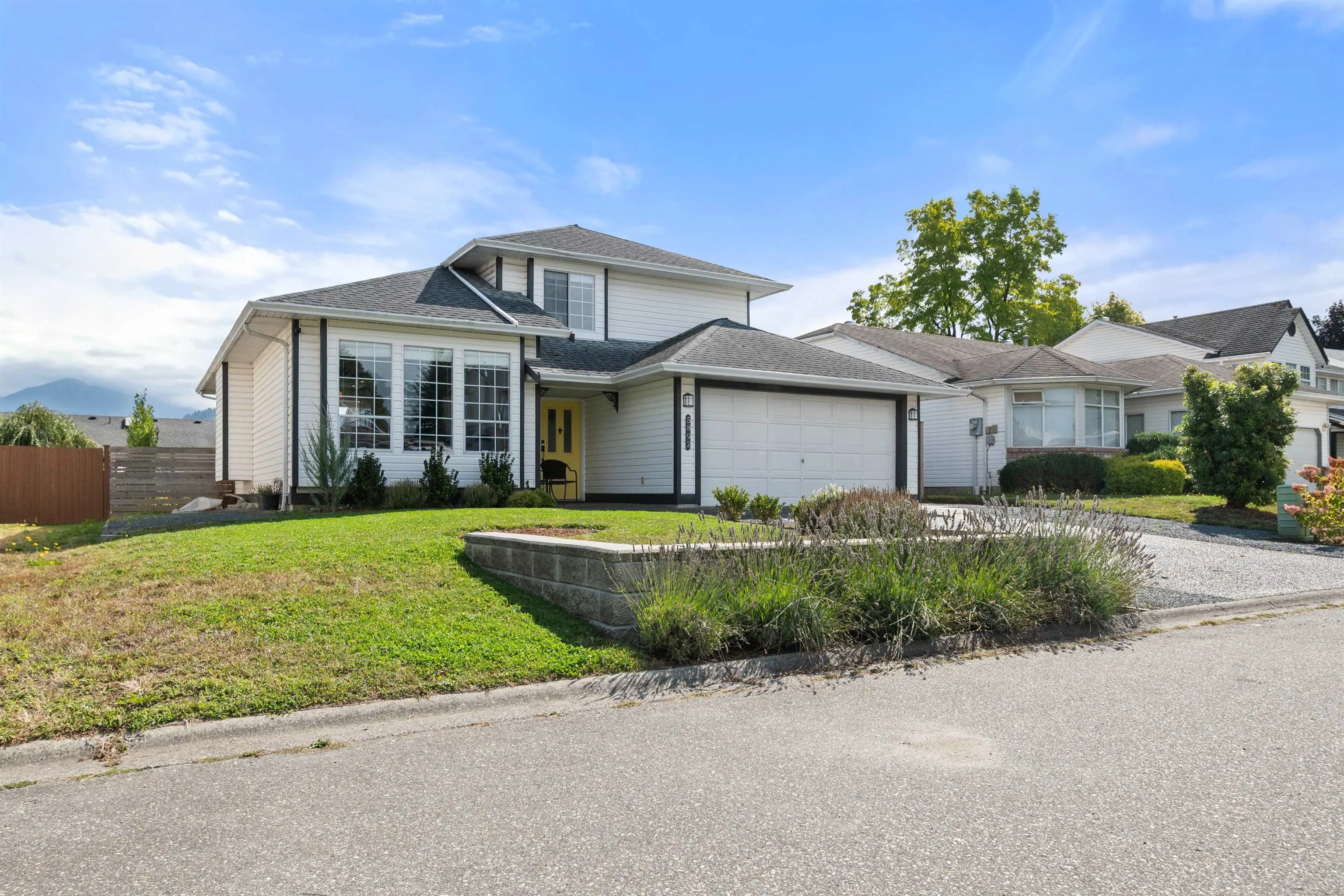 5892 Glendale Drive