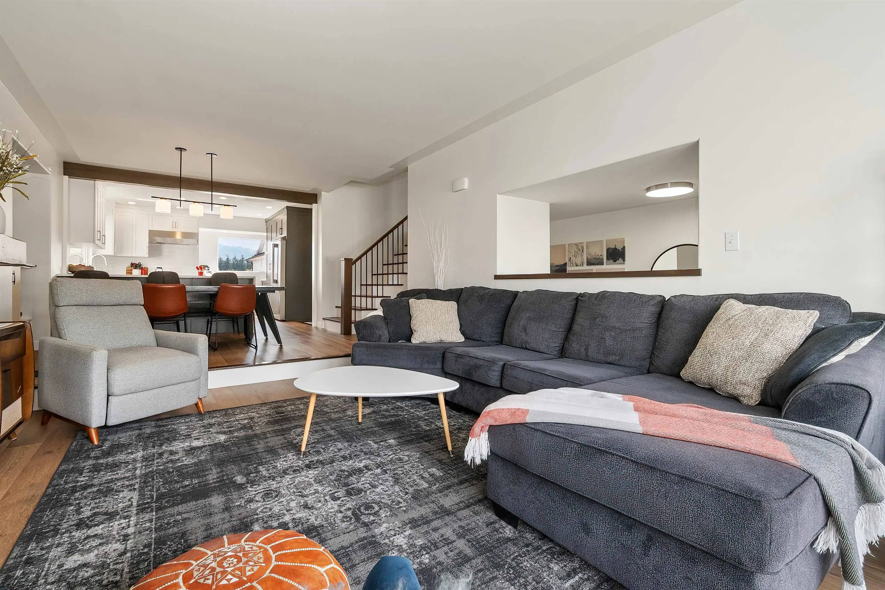 5892 Glendale Drive