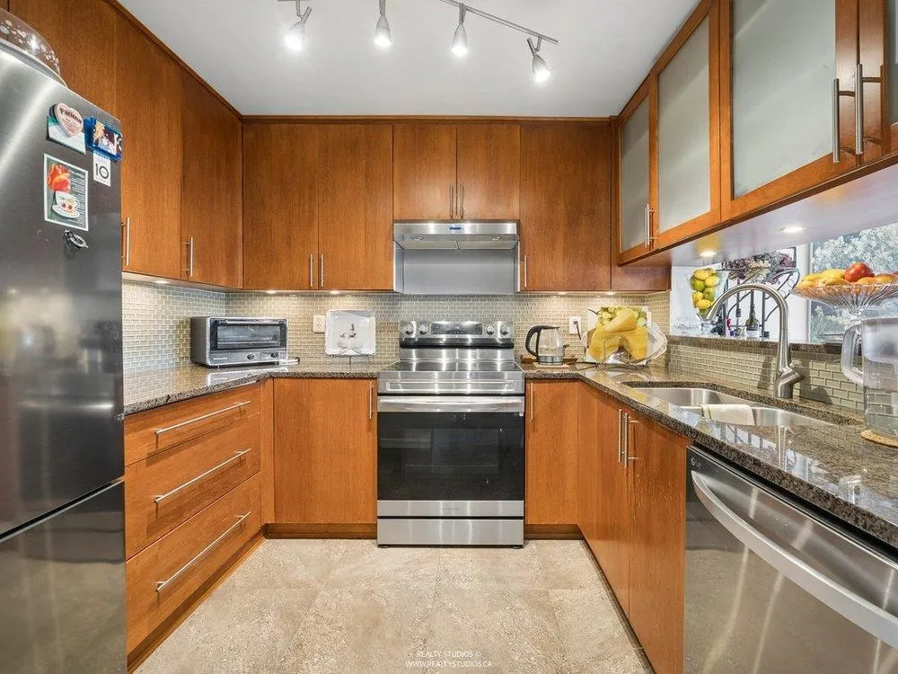 456 Moberly Road #215