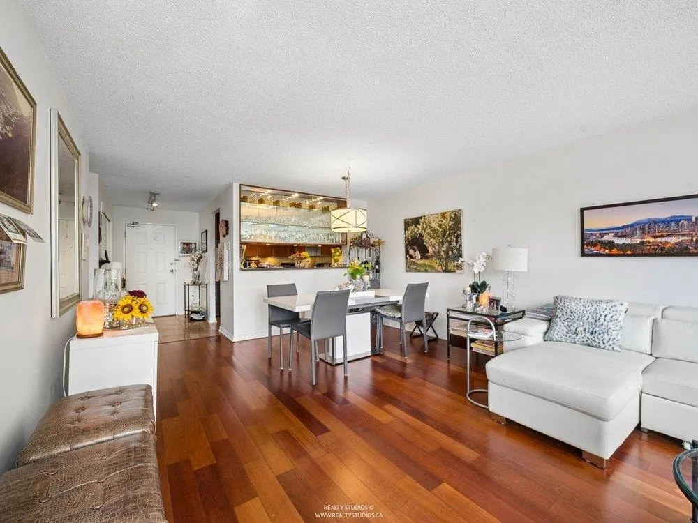 456 Moberly Road #215