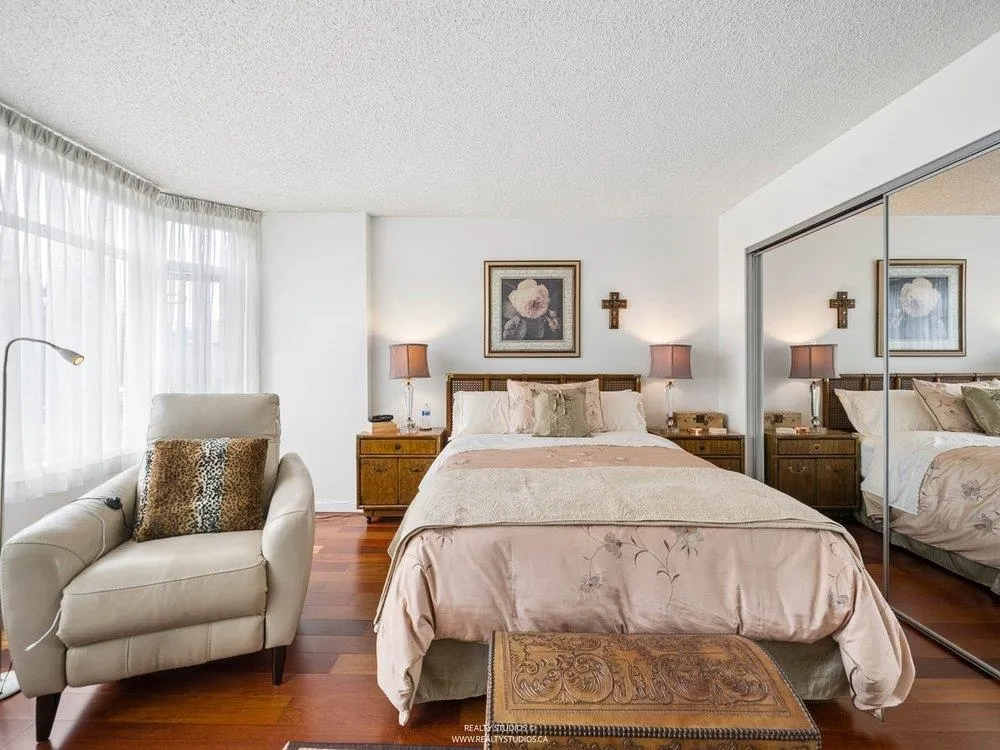 456 Moberly Road #215