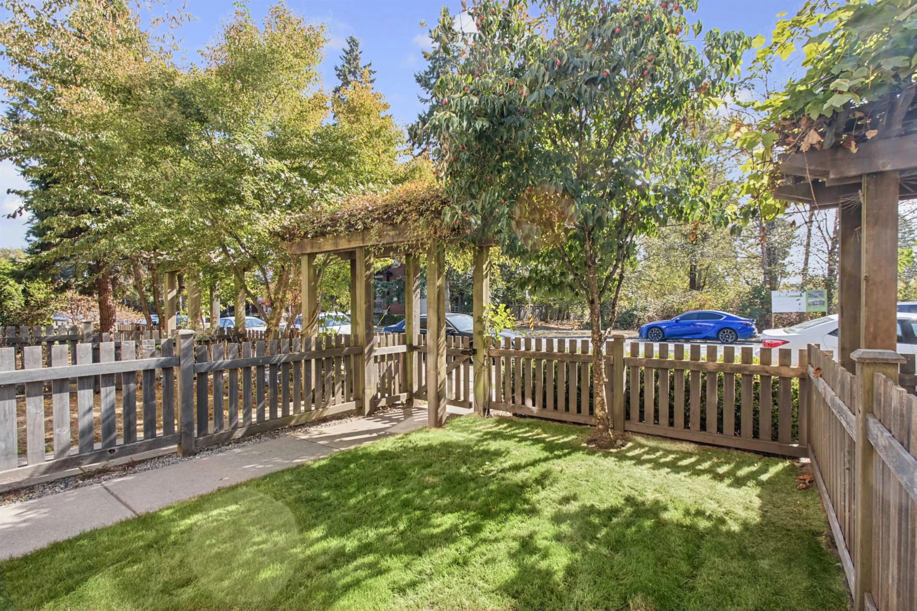 8418 163 Street #16