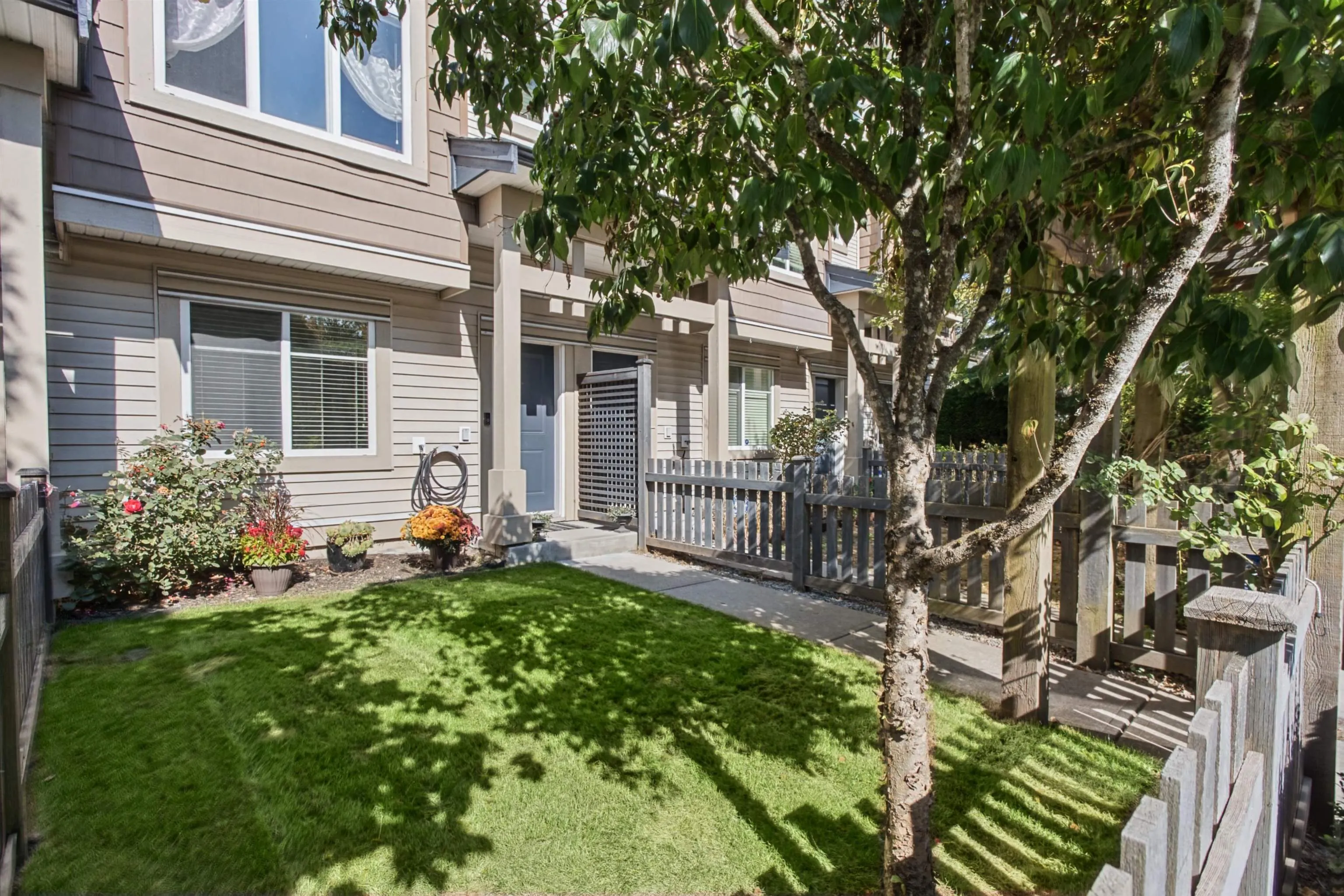 8418 163 Street #16