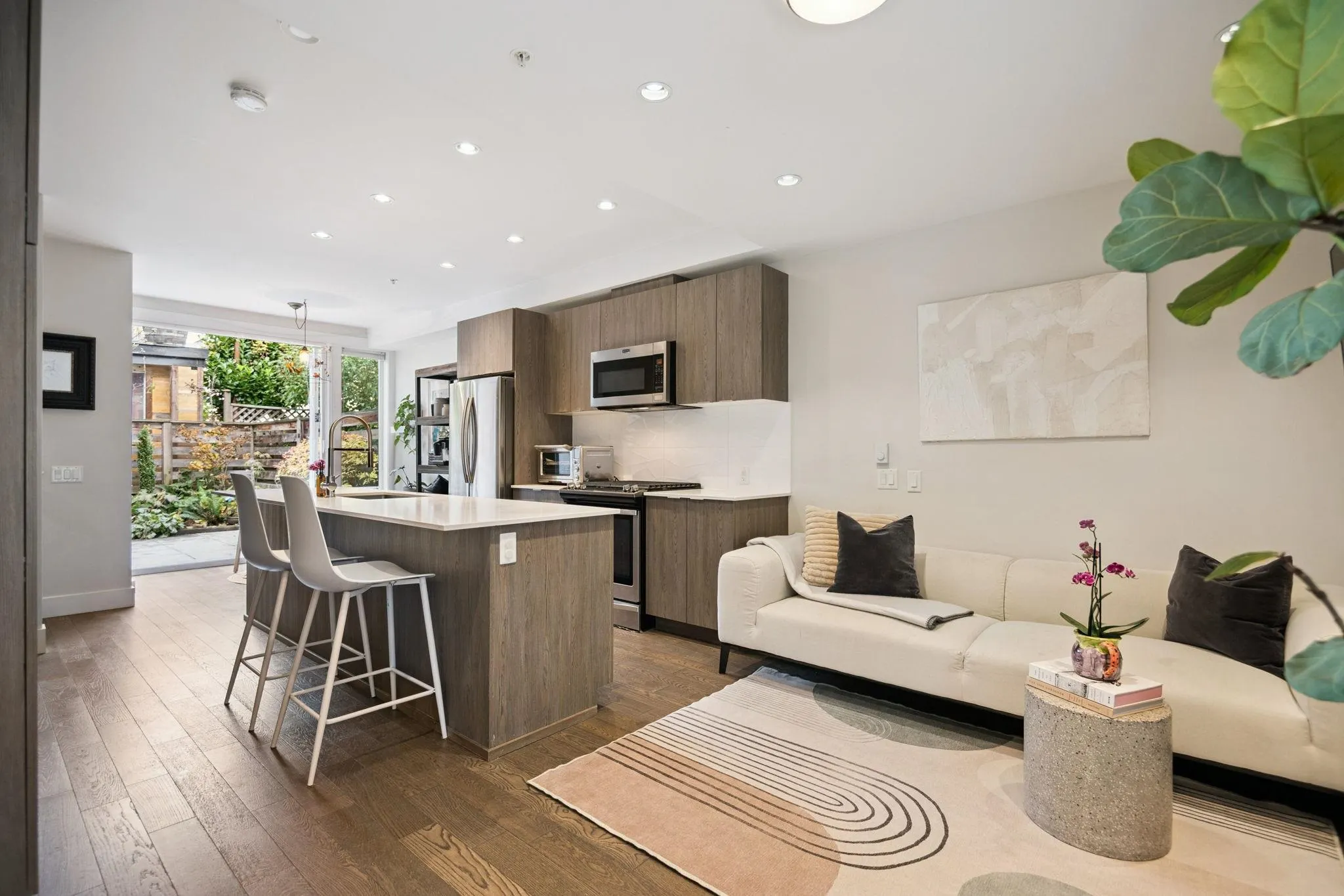 531 E 16th Avenue #13