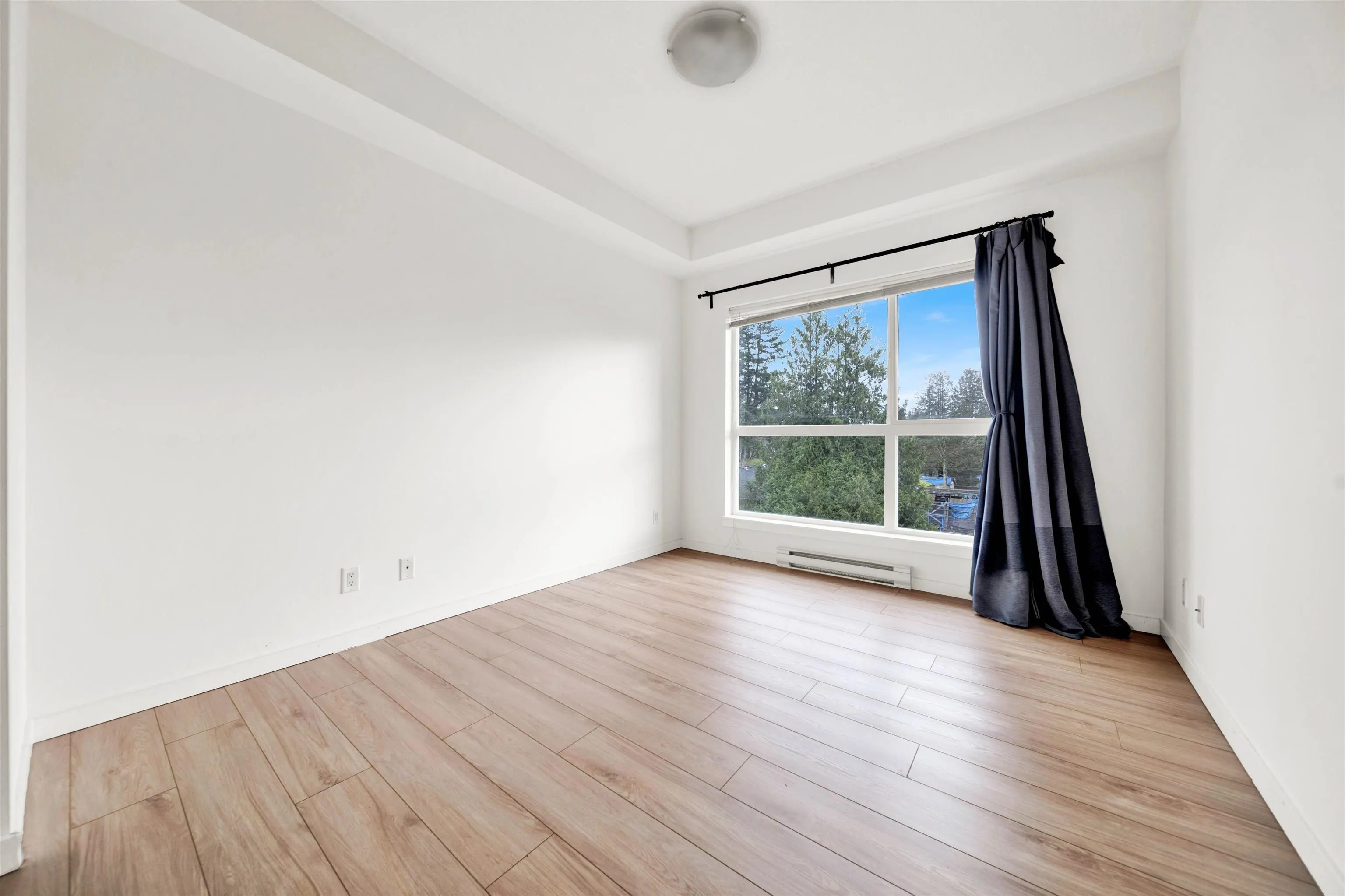 13733 107a Avenue #437
