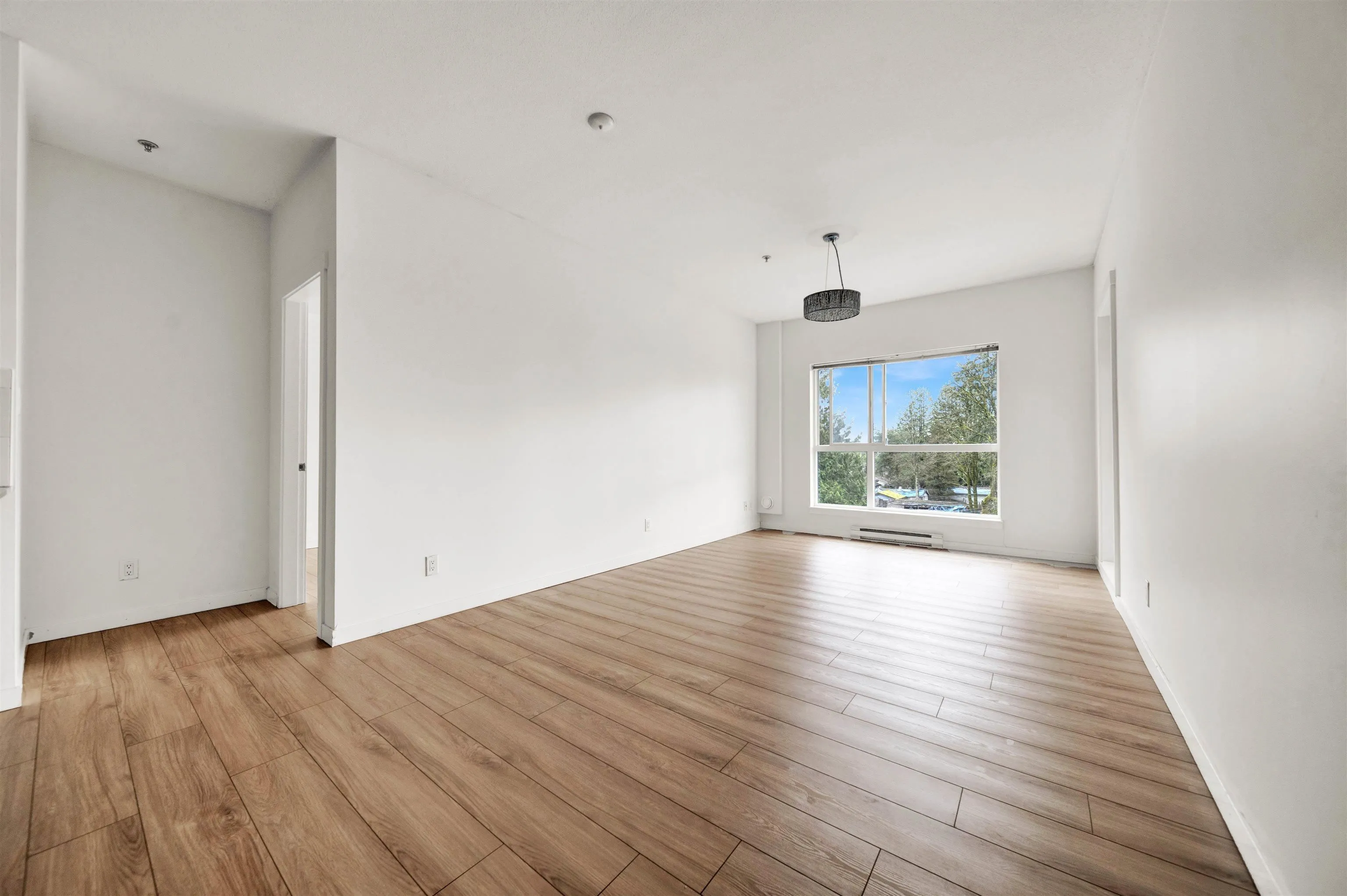 13733 107a Avenue #437