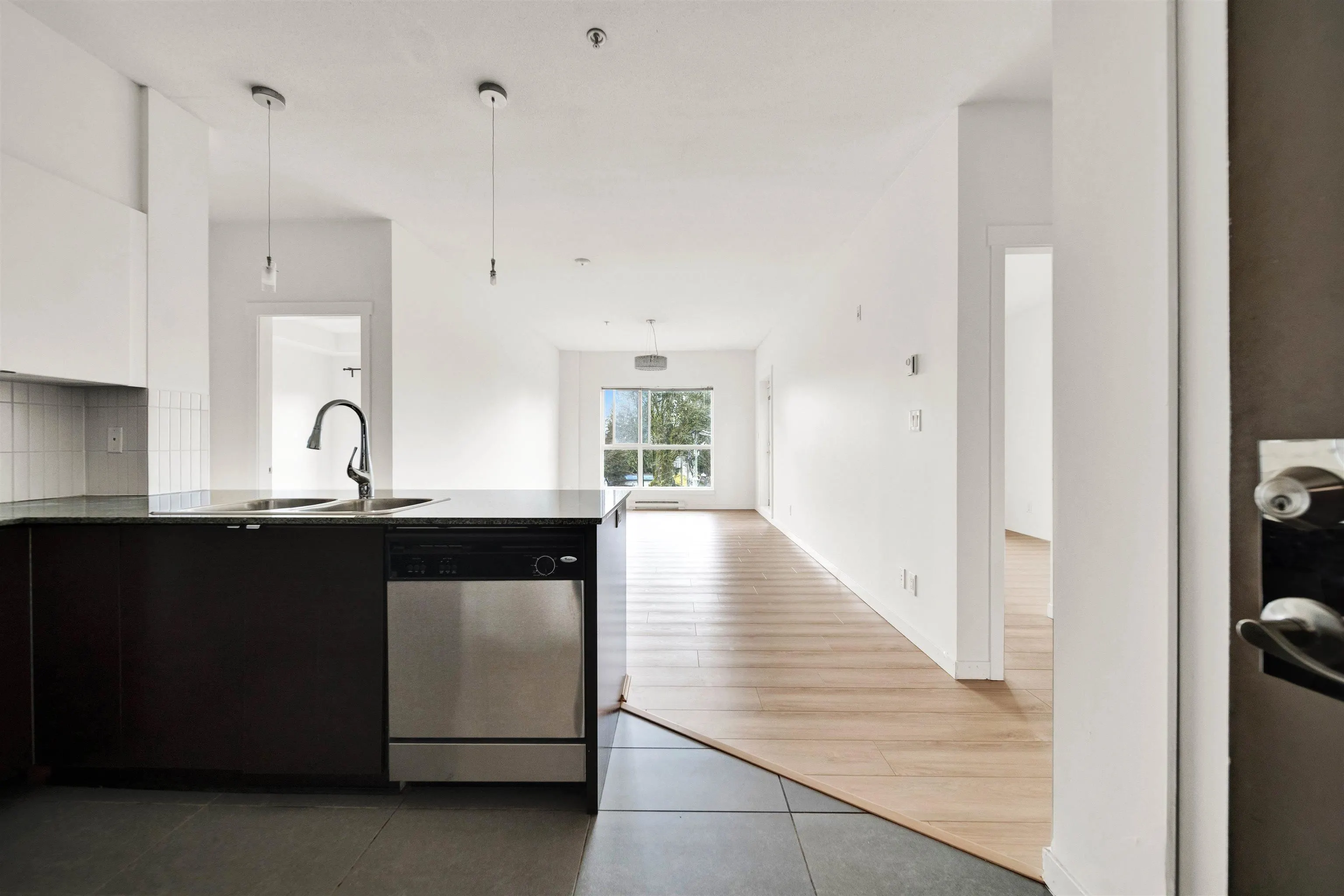 13733 107a Avenue #437