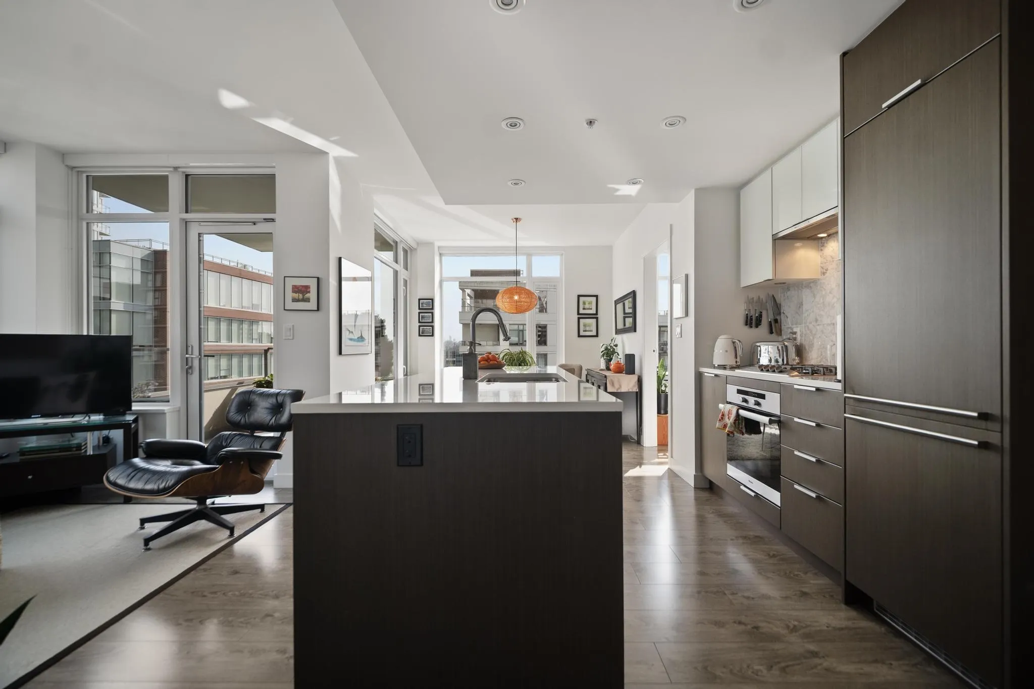 110 Switchmen Street #907