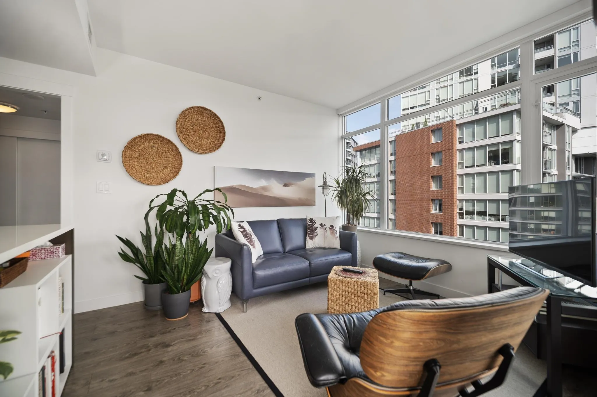 110 Switchmen Street #907
