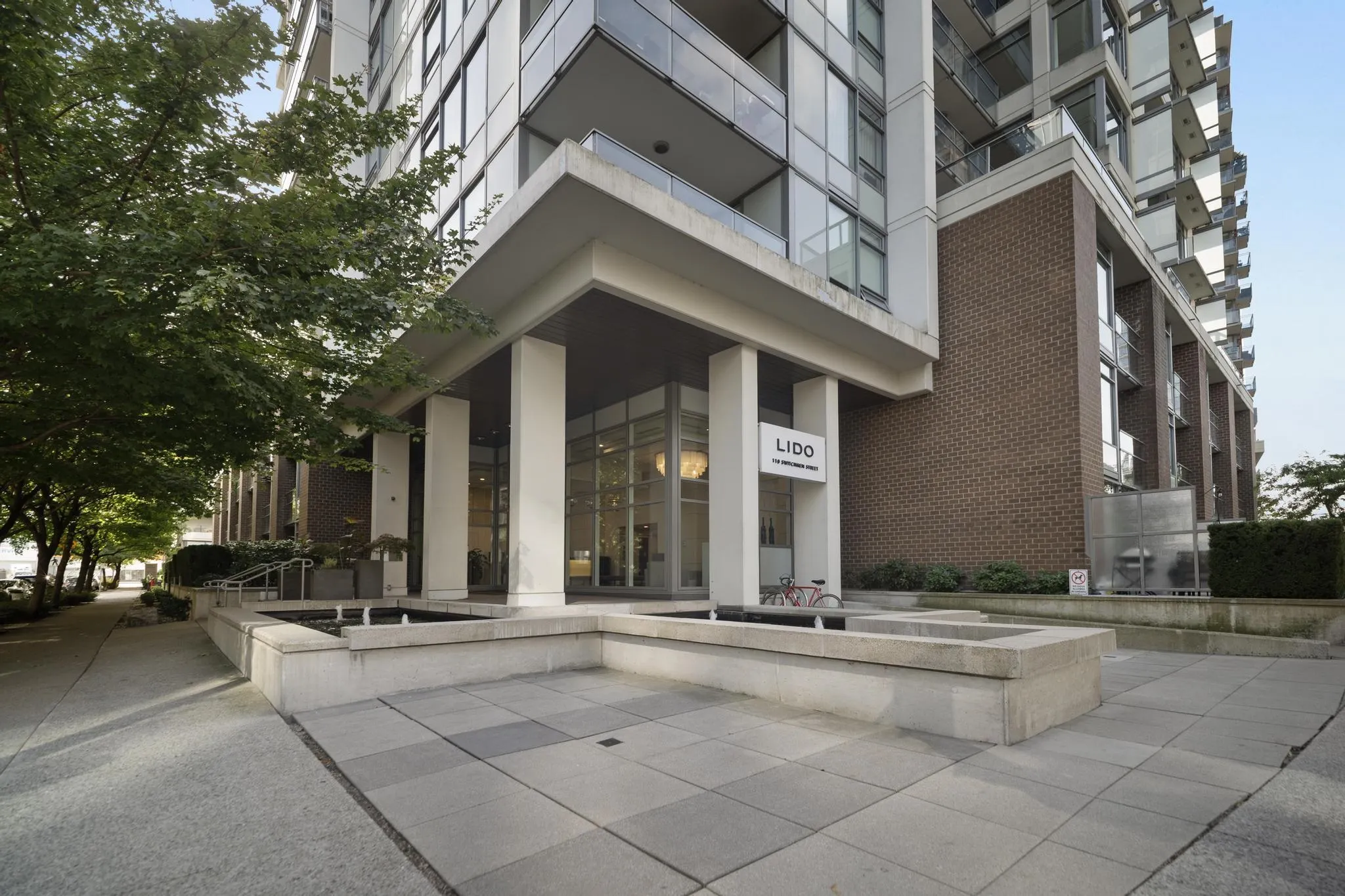 110 Switchmen Street #907