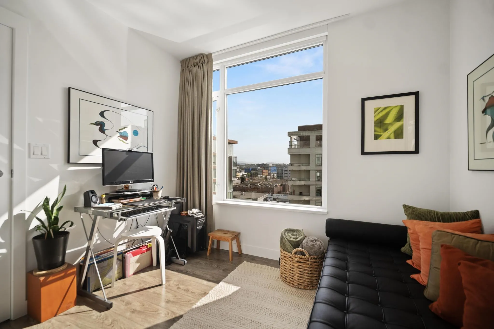 110 Switchmen Street #907