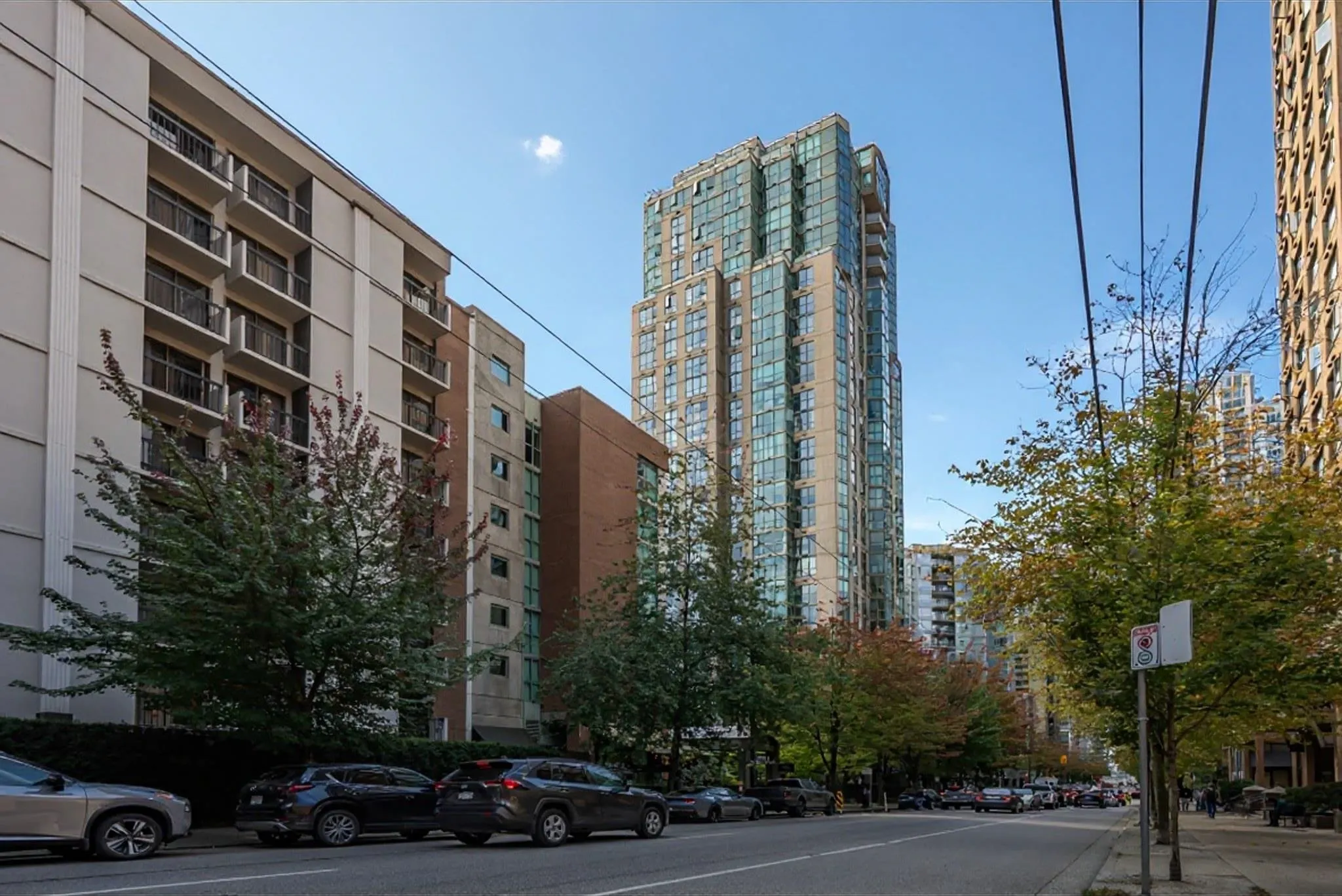 1188 Howe Street #905