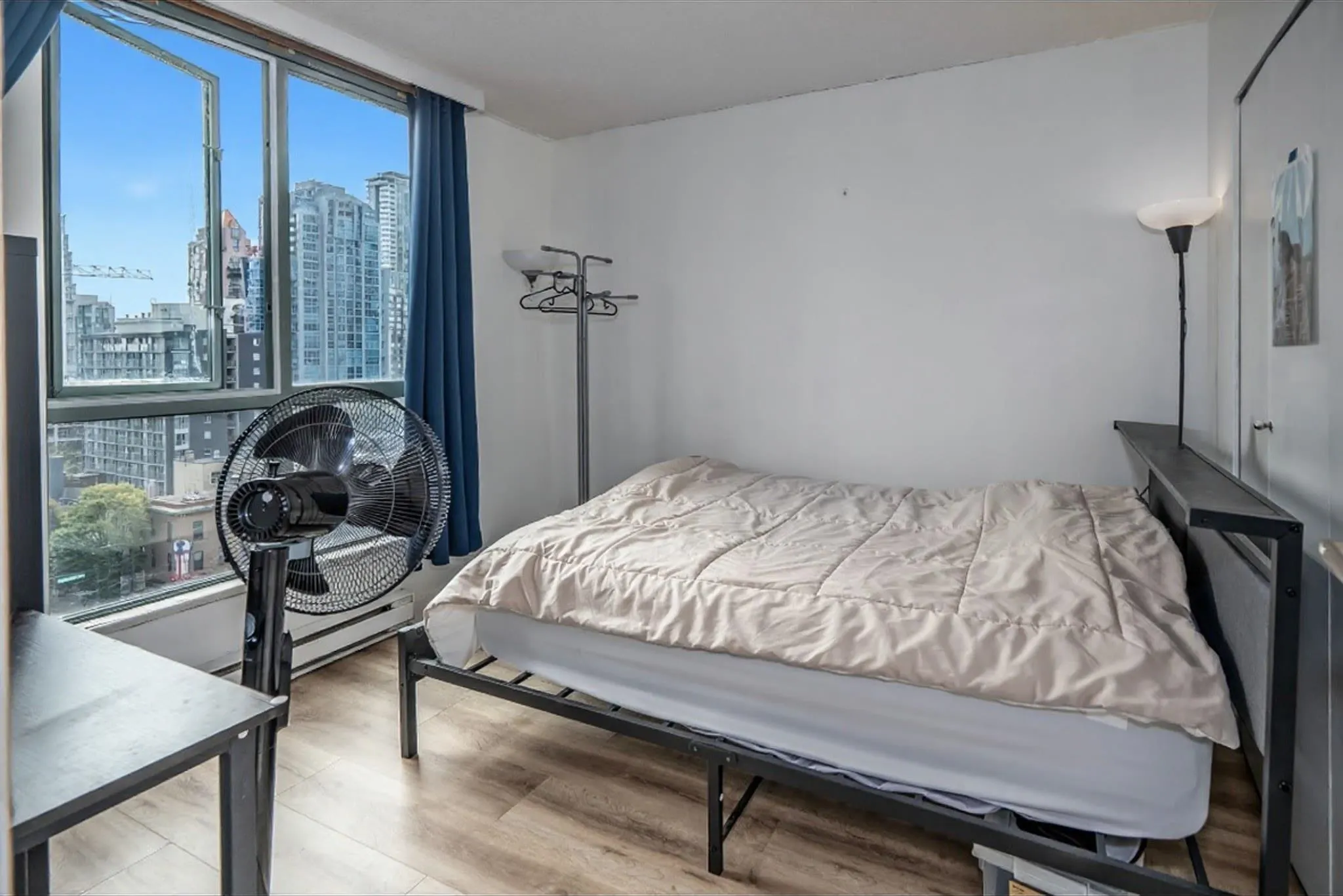 1188 Howe Street #905