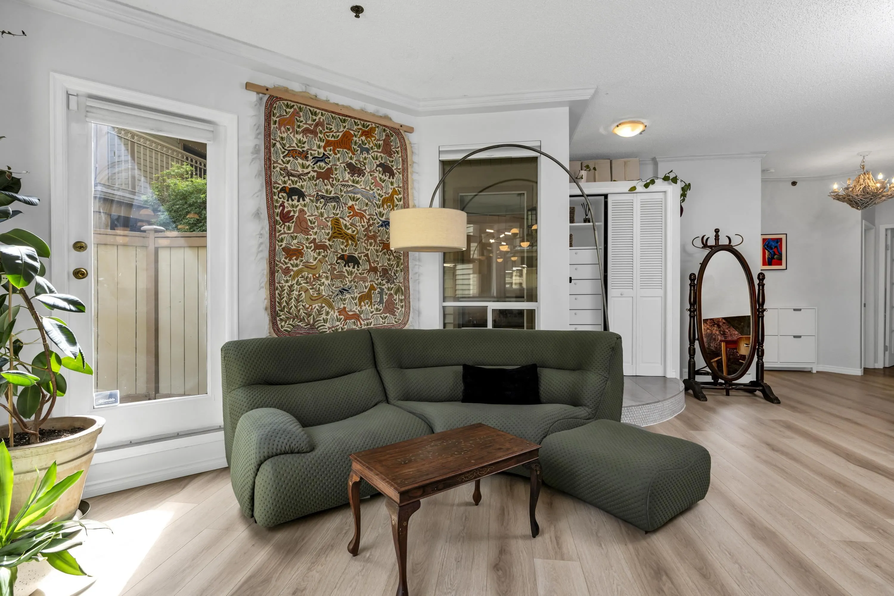 1100 W 7th Avenue #107