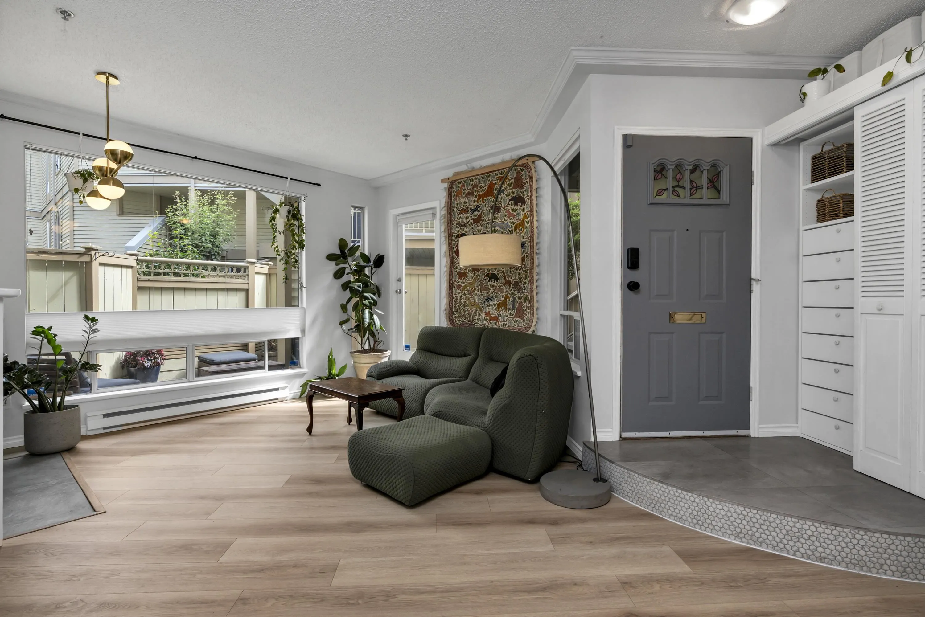 1100 W 7th Avenue #107