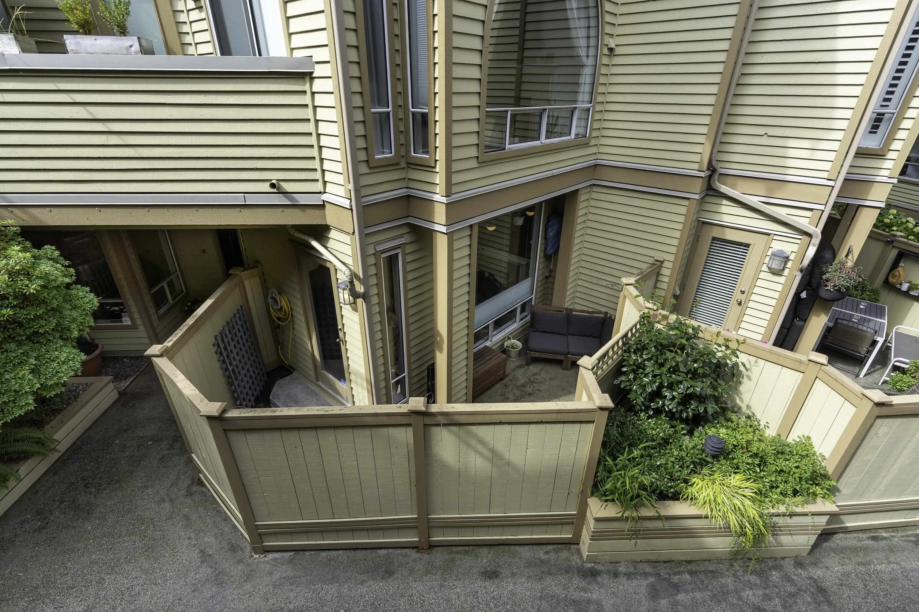 1100 W 7th Avenue #107