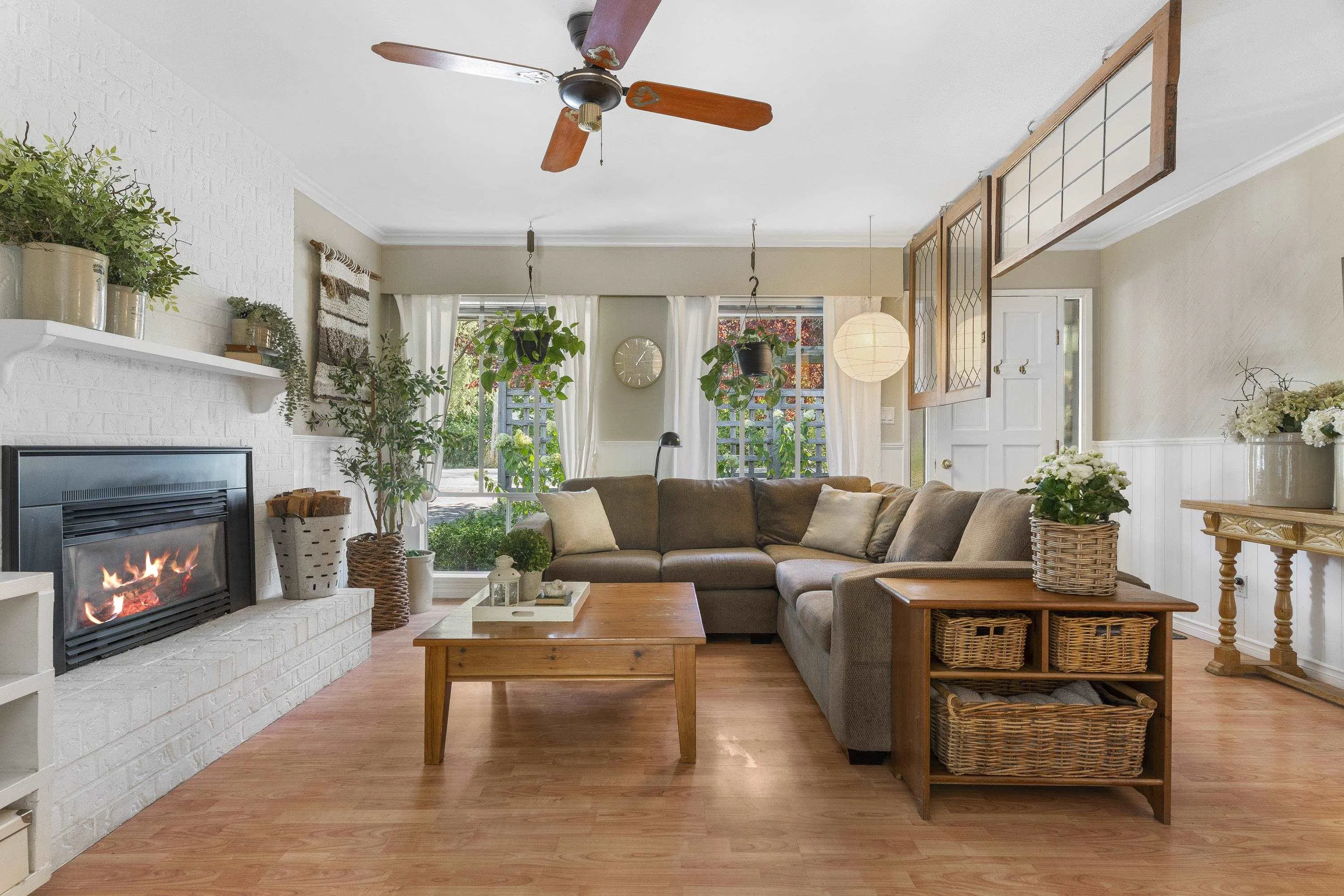 5439 River Road