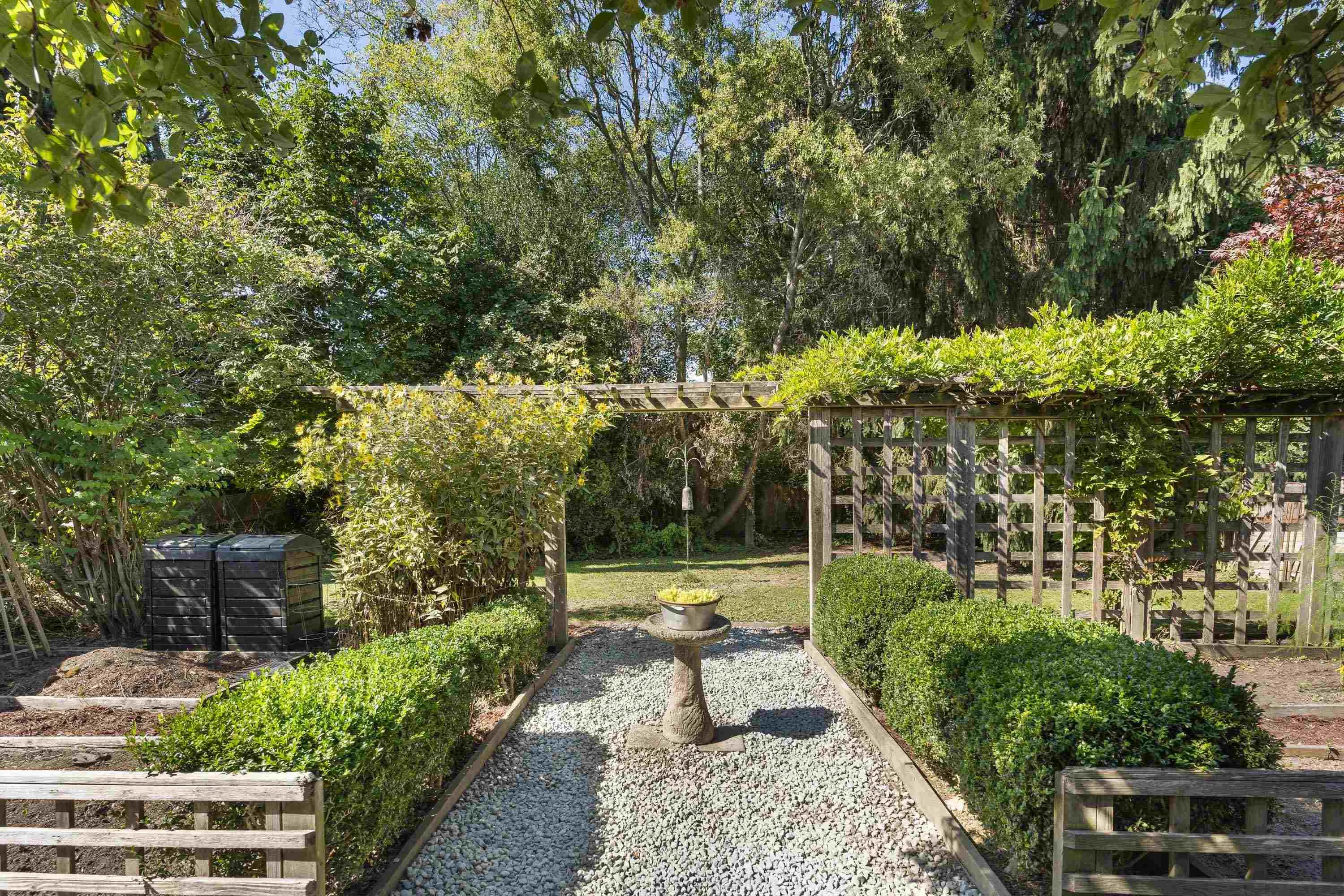 5439 River Road