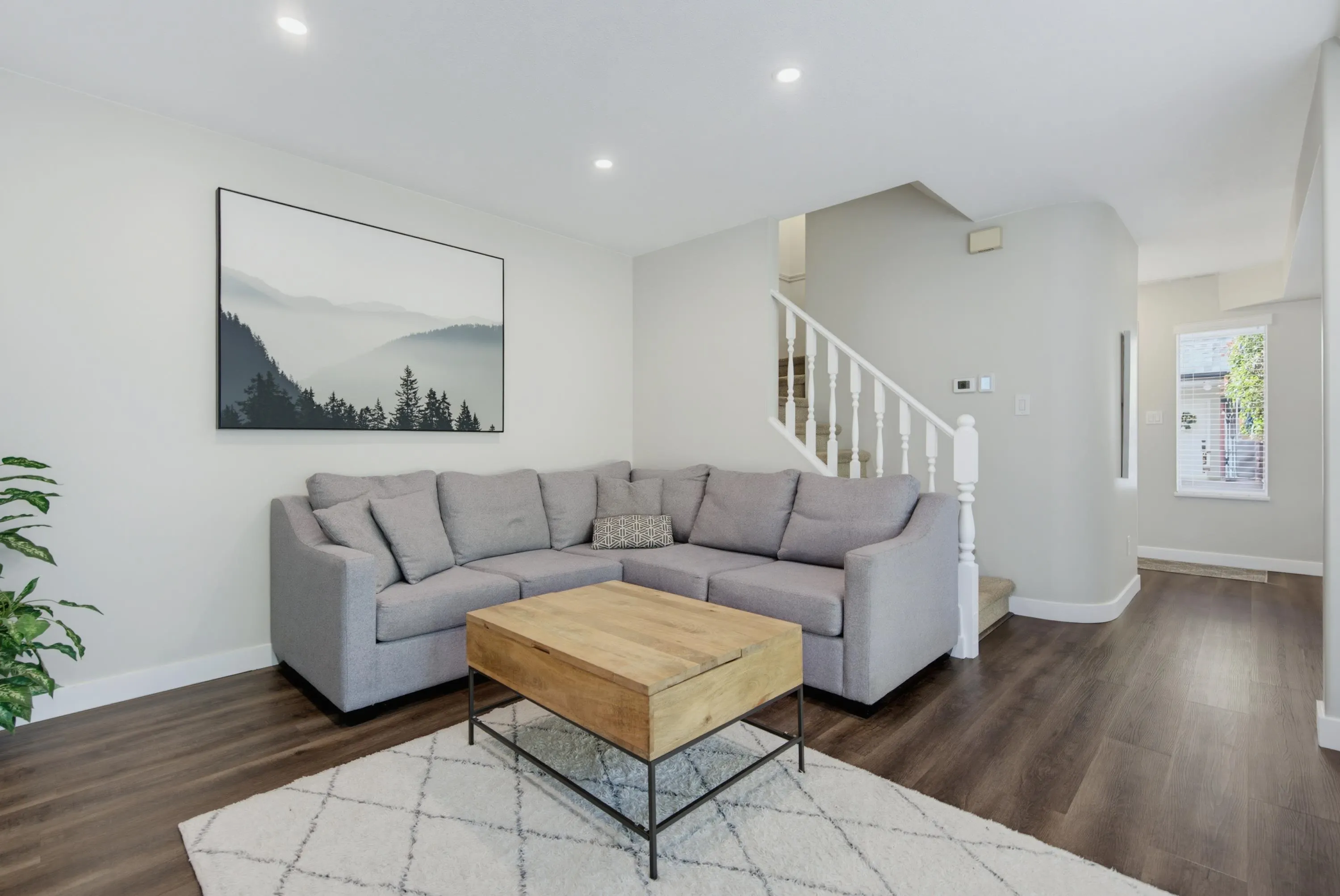 4890 48 Avenue #4