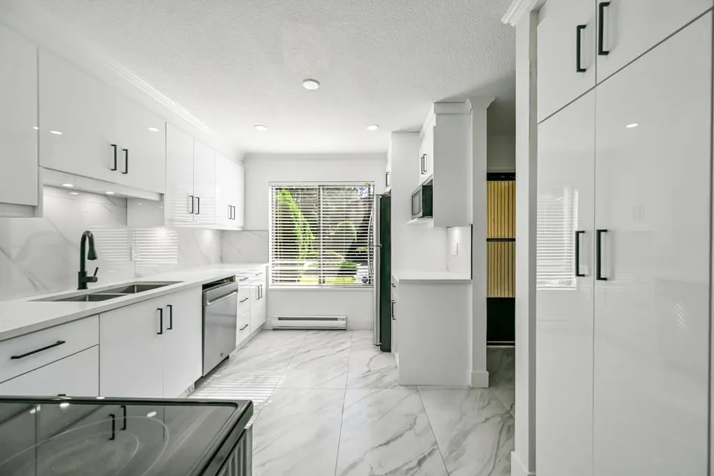2998 Mouat Drive #2