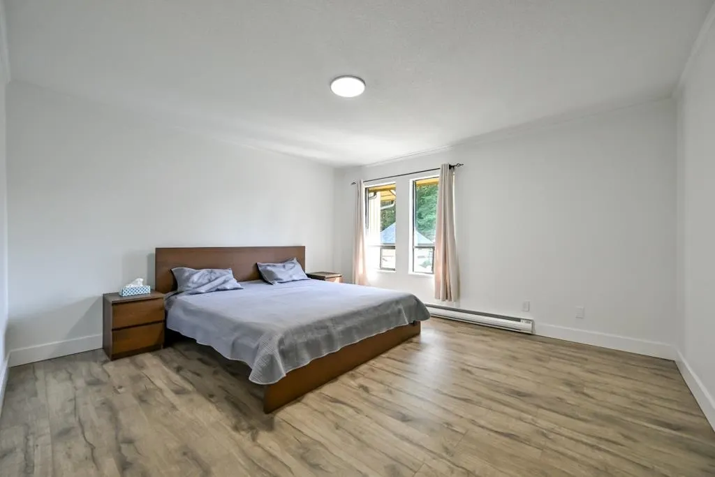 2998 Mouat Drive #2