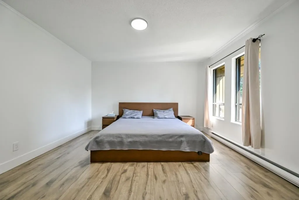 2998 Mouat Drive #2