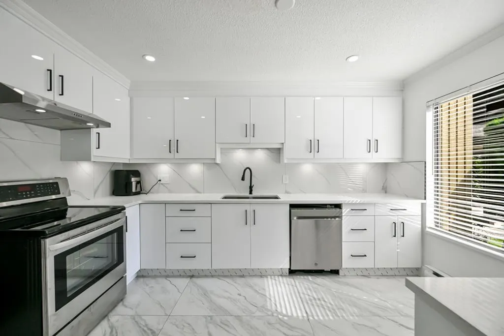 2998 Mouat Drive #2