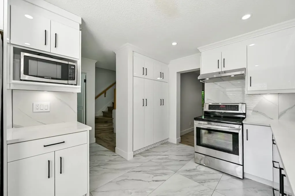 2998 Mouat Drive #2