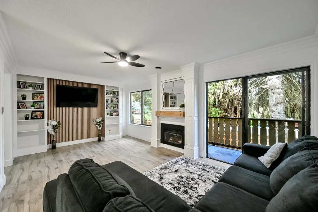 2998 Mouat Drive #2