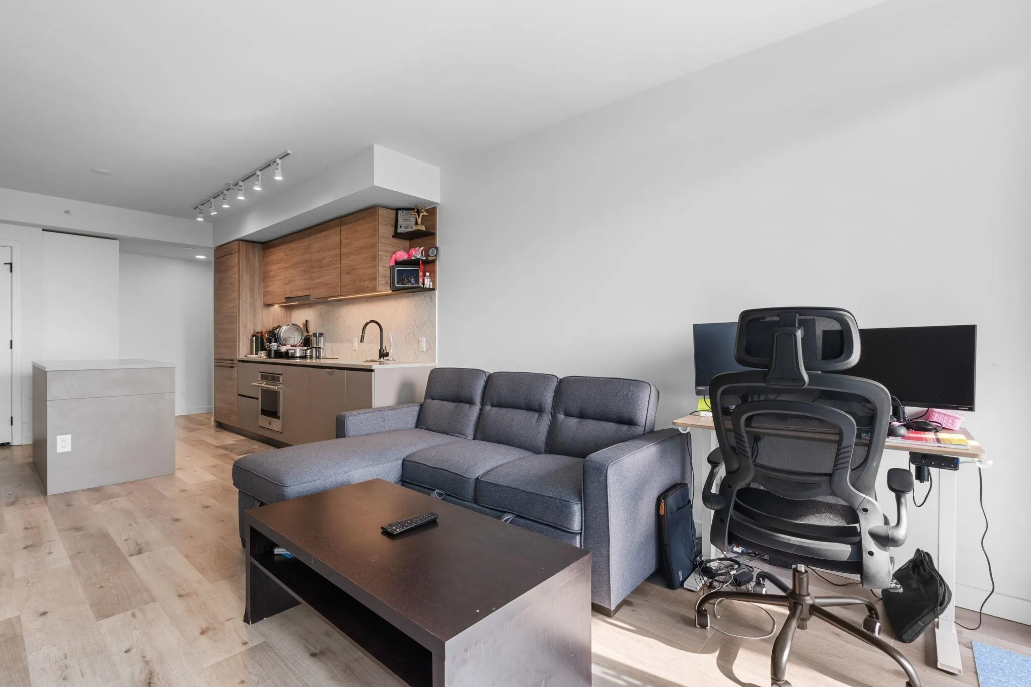 10448 University Drive #3012