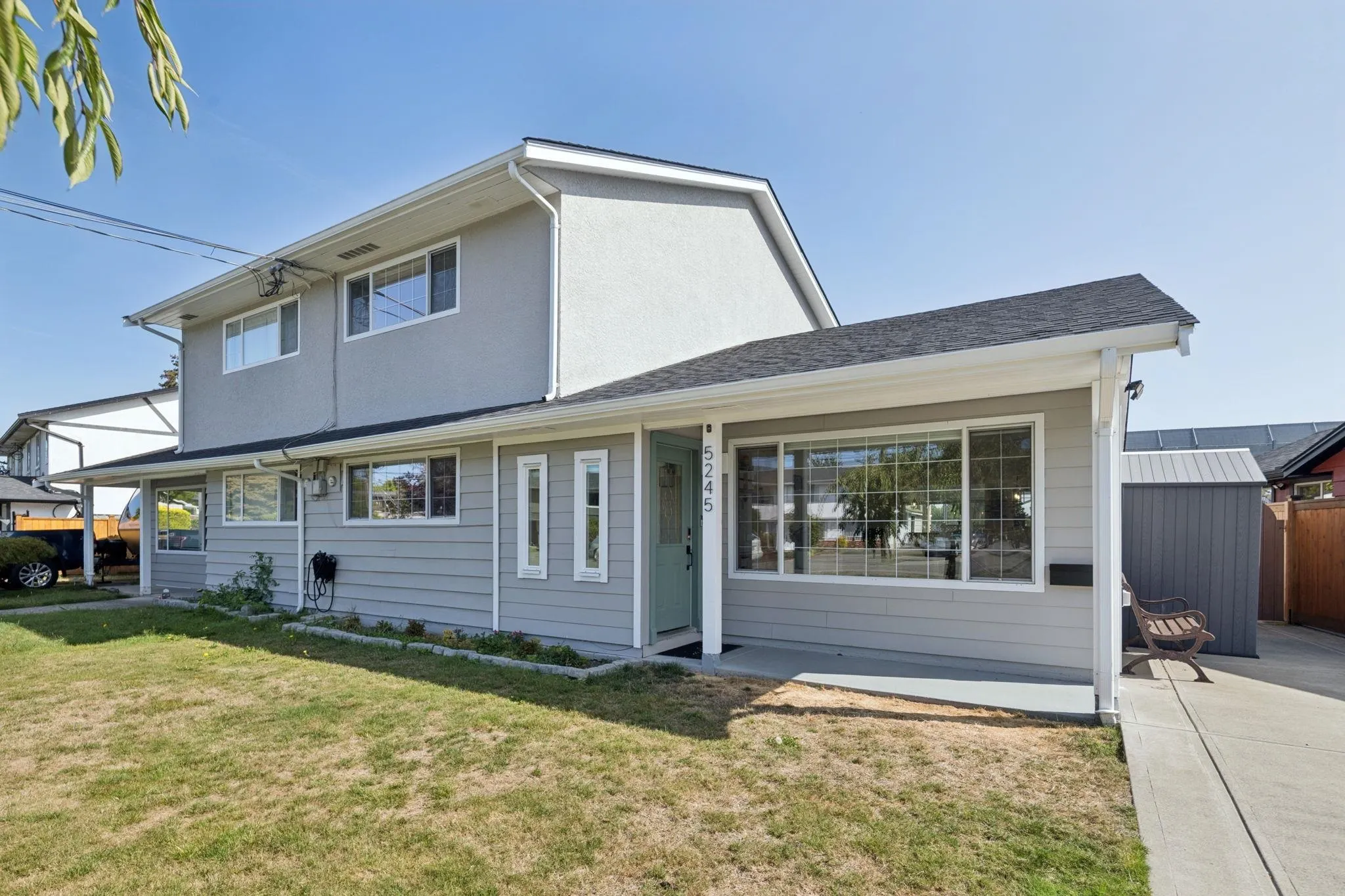5245 Maple Crescent