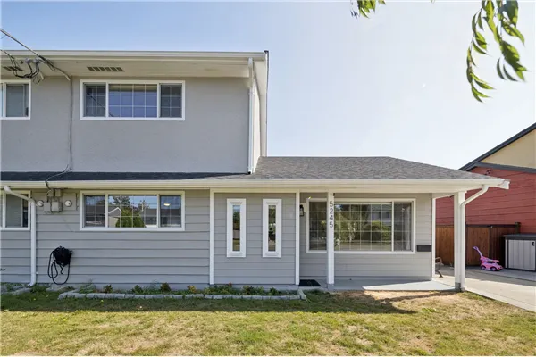 5245 Maple Crescent