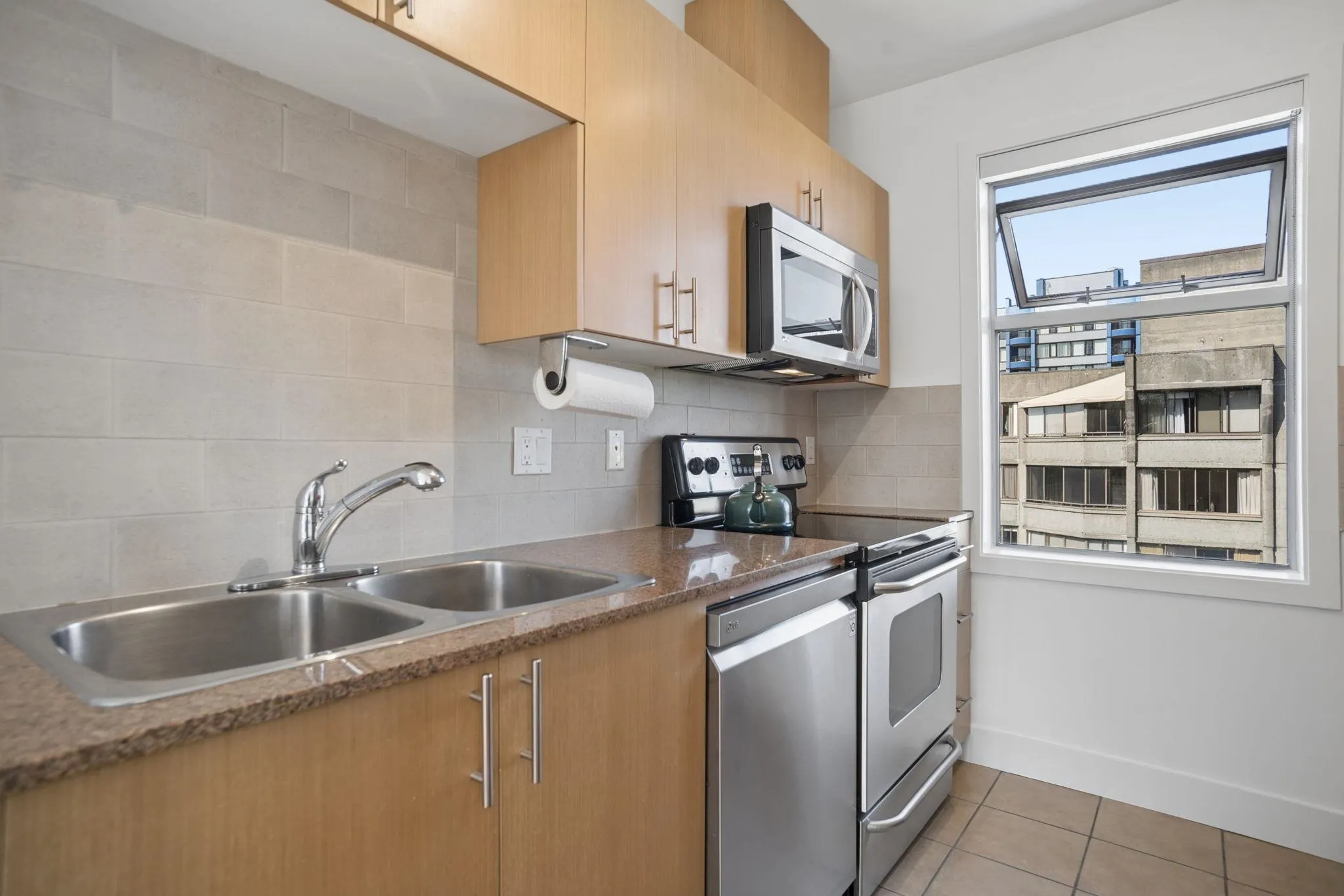 2965 Fir Street #902