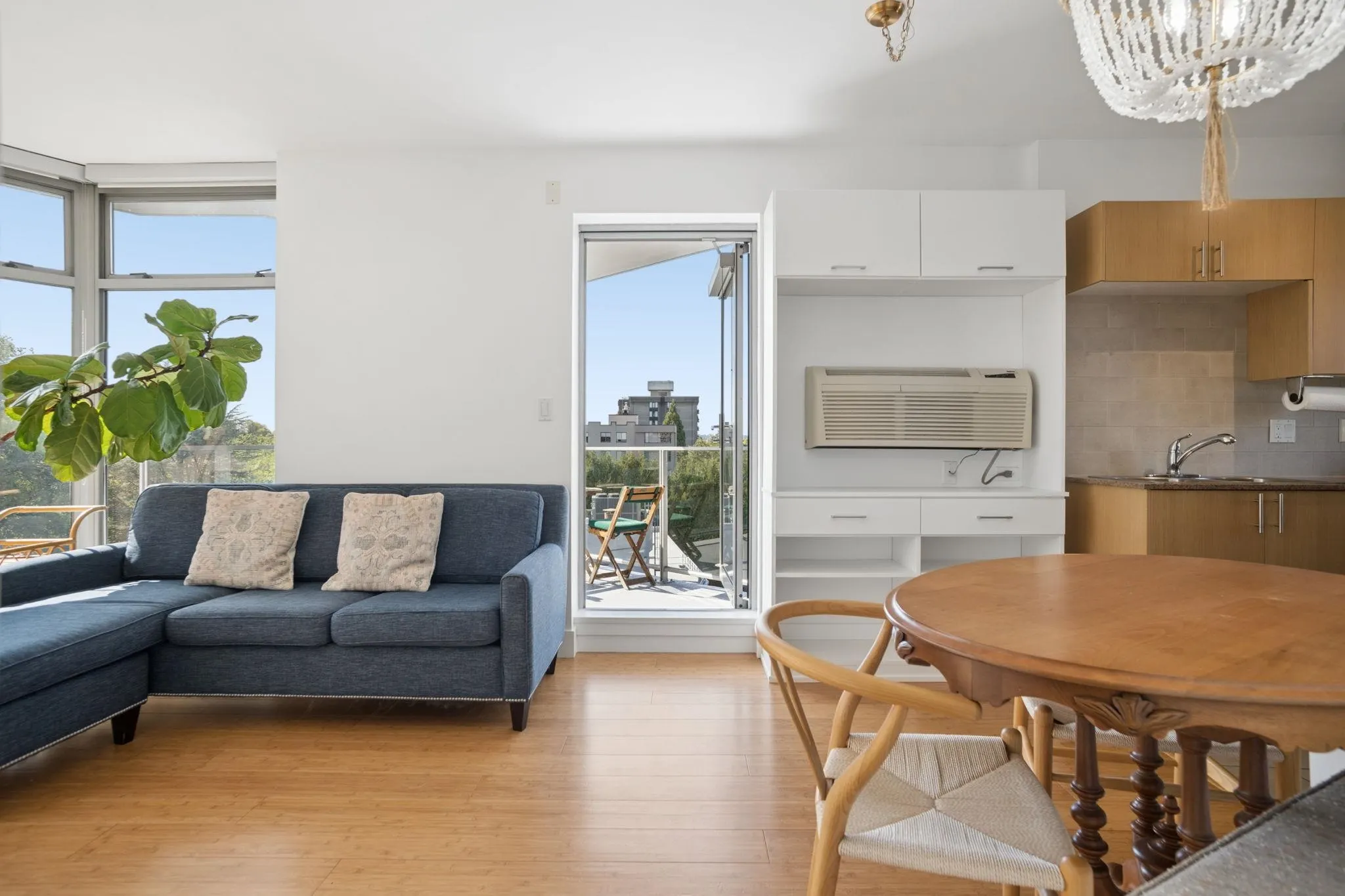 2965 Fir Street #902