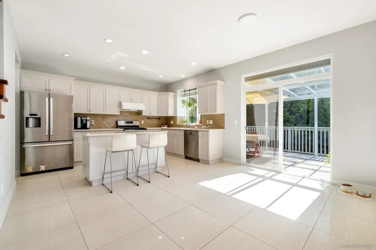 22 Maple Court