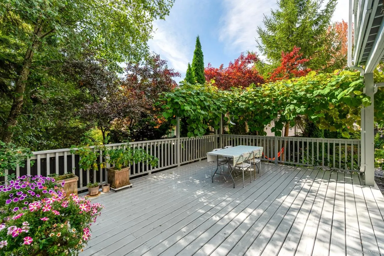 22 Maple Court