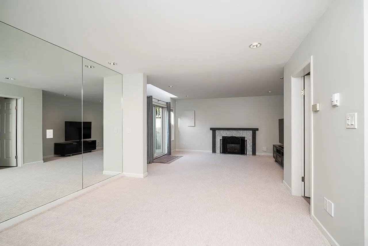 2308 W 14th Avenue