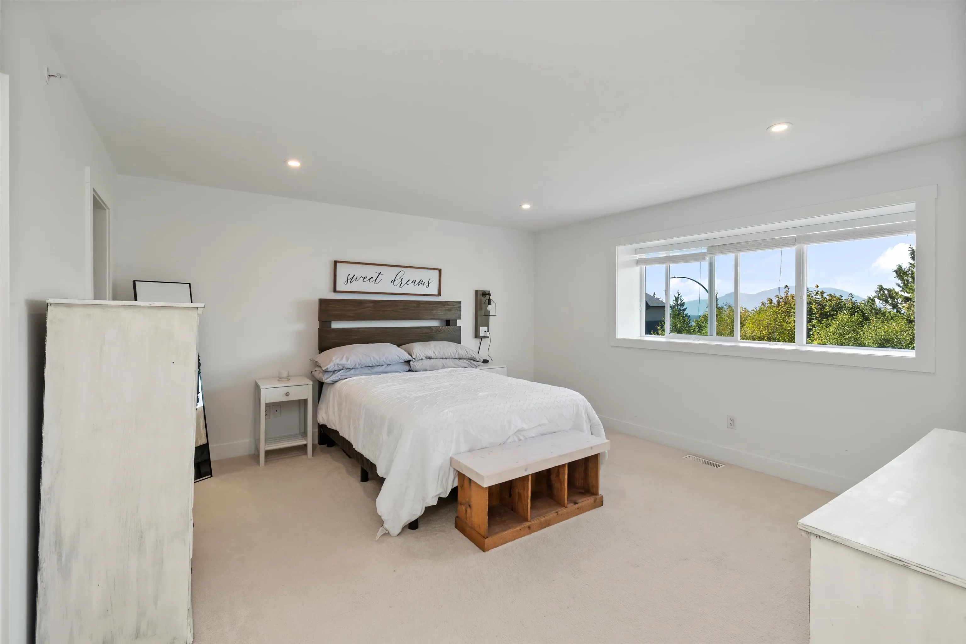 6262 Rexford Drive #1